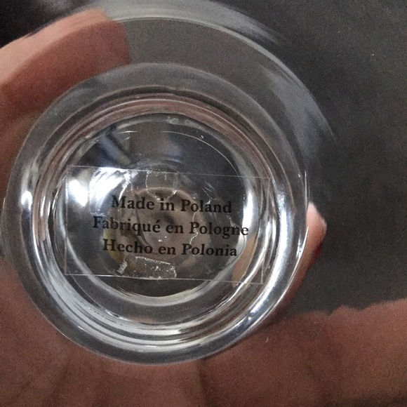 CLEAR GLASS CANDLE HOLDER. - Picture 3 of 3